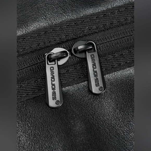 NWT David Jones Black Leather Travel Duffle Bag Gym Weekender 20x11x9 in - Picture 4 of 11